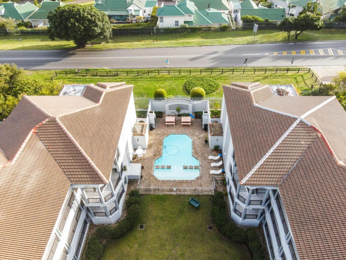 Two Greenpoint Mews Plettenberg Bay Exterior foto