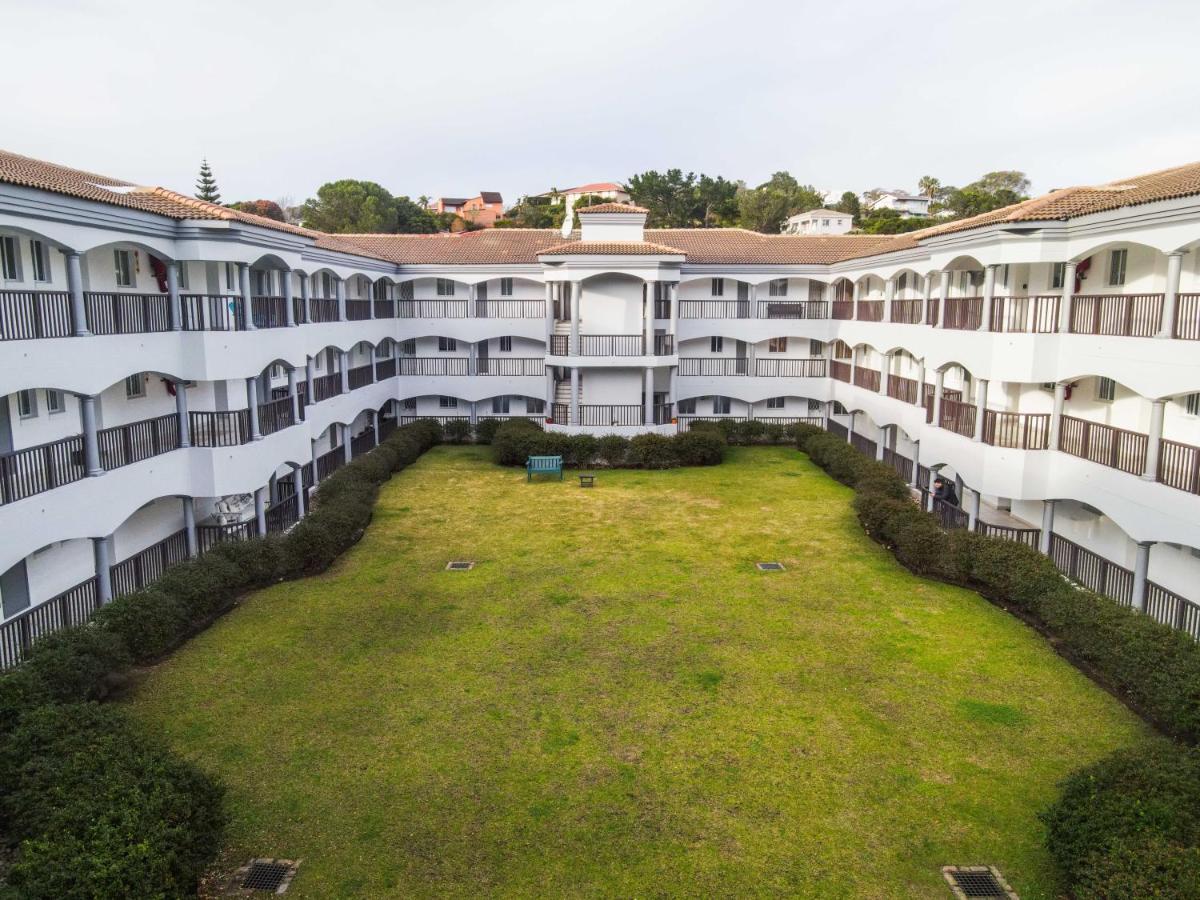 Two Greenpoint Mews Plettenberg Bay Exterior foto